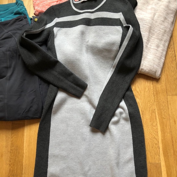 Athleta- huge lot of 12! Size S - Picture 4 of 15